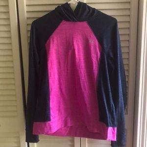 Under Armour women’s hoodie with thumb holes